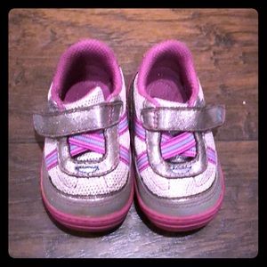Stride Rite Surprize Sneakers Size 4 Infant